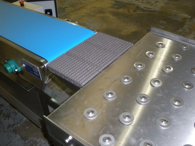 conveyor transfer to ball table photo